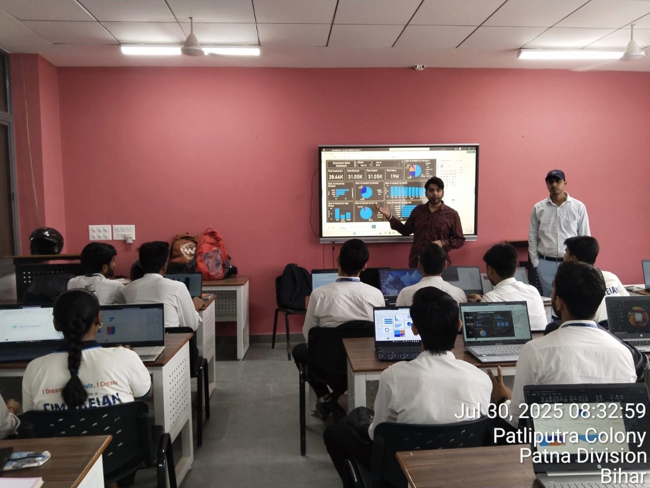 Why Power BI is a Must-Have Skill for Undergraduate IT & Management Students | CIMAGE College Patna Perspective